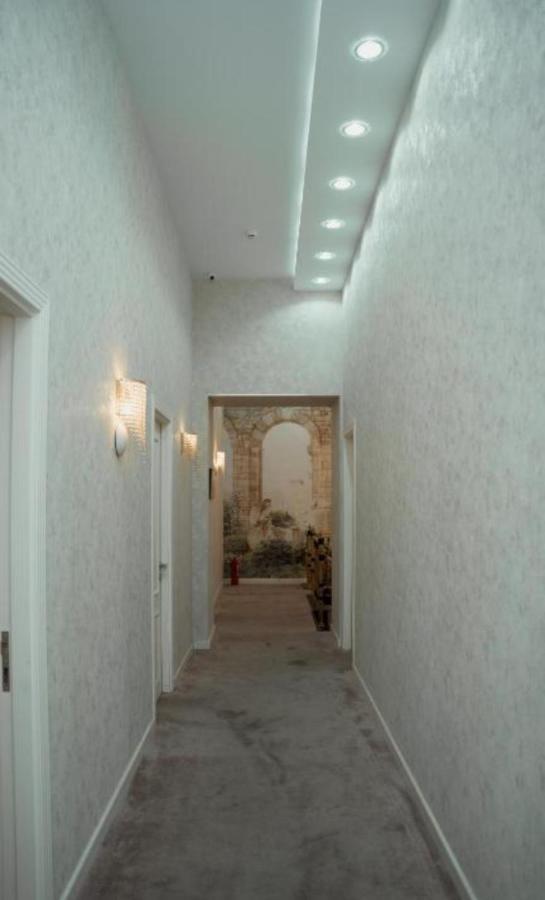 Dionis Hotel Baky Esterno foto