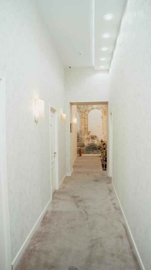 Dionis Hotel Baky Esterno foto