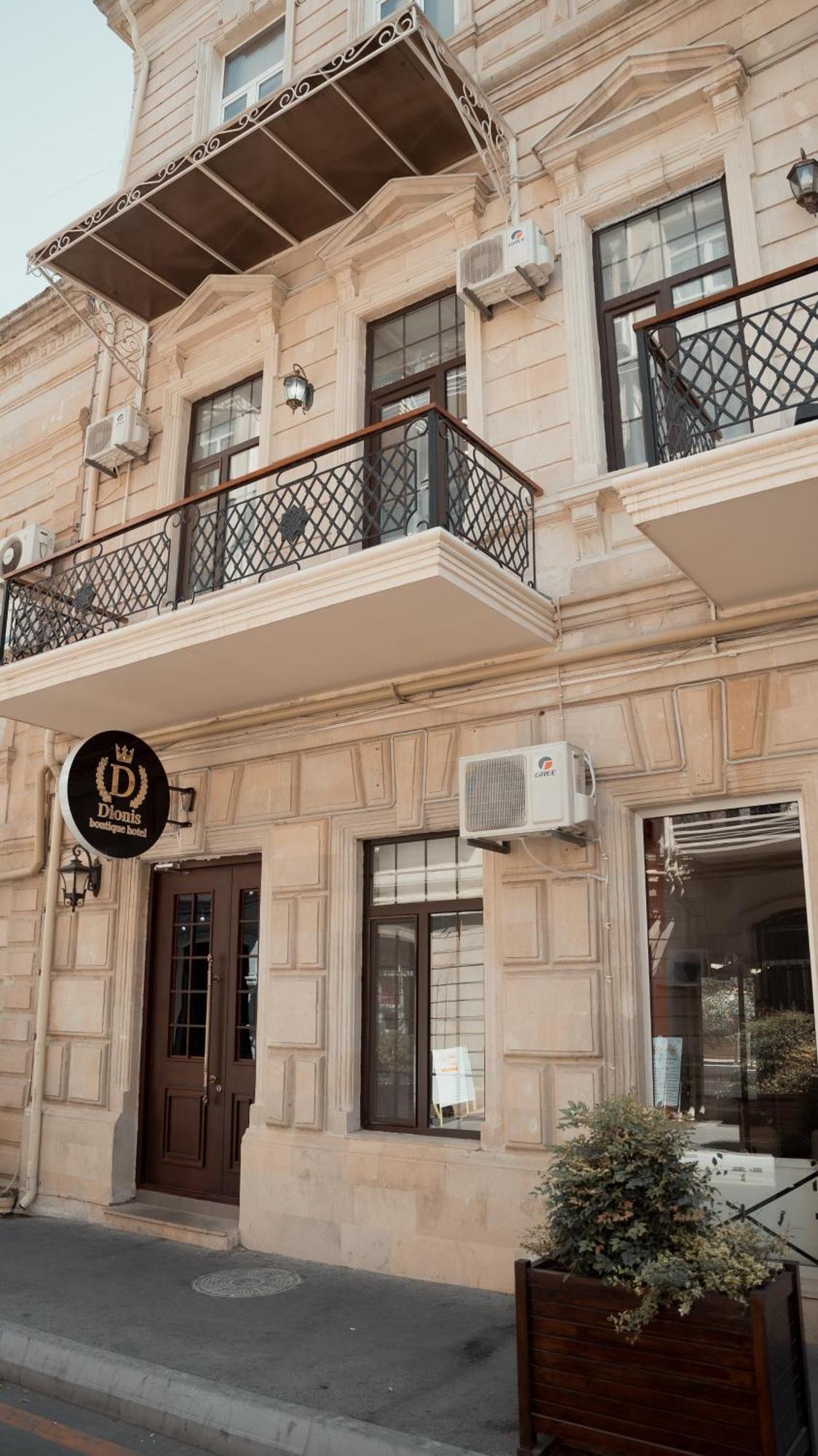 Dionis Hotel Baky Esterno foto